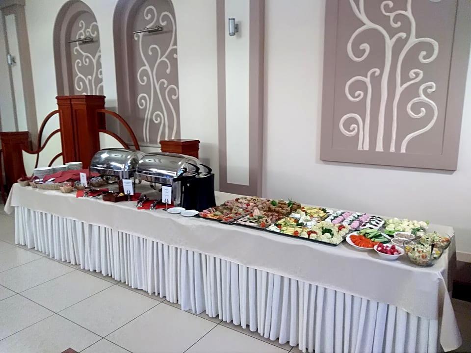 Hotel Nest Gniezno Dış mekan fotoğraf