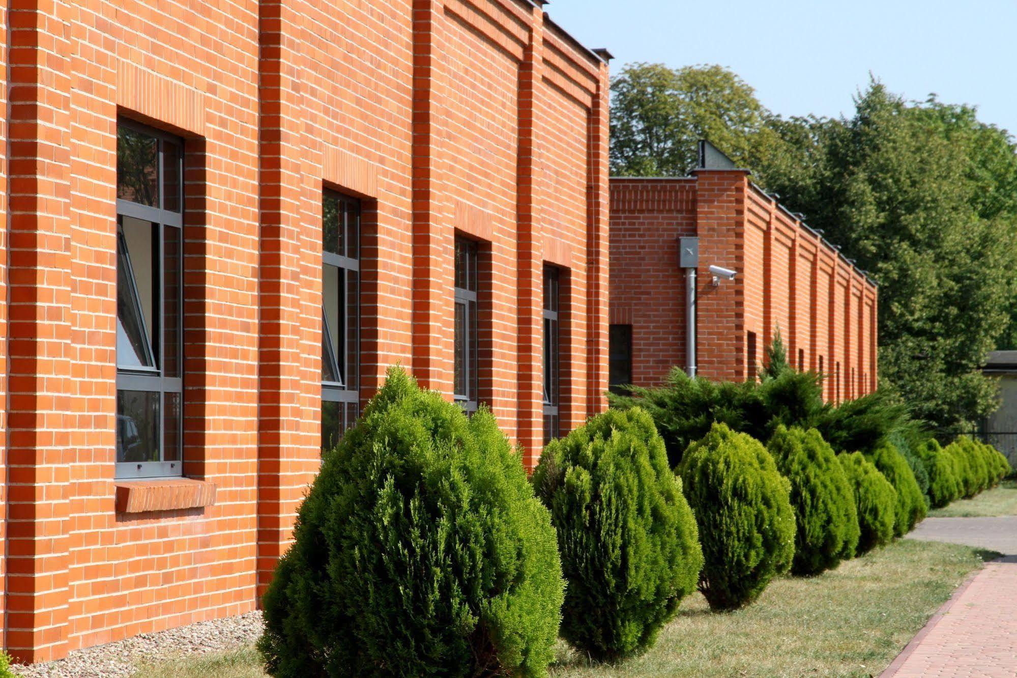 Hotel Nest Gniezno Dış mekan fotoğraf